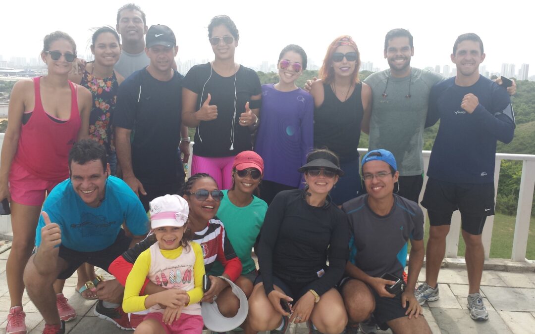 EQUIPE PAPALÉGUAS RUNNERS PRONTOS PARA A NIGHT RUN