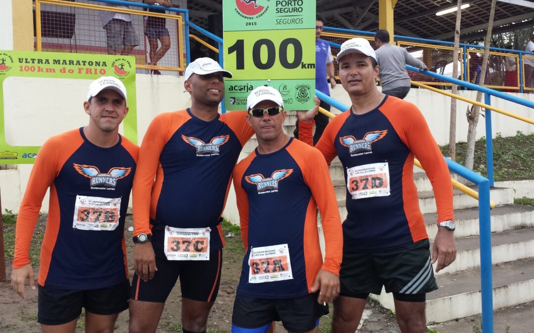 QUARTETO DO FRIO DA PAPALÉGUAS RUNNERS NA 1/2 MARATONA DE REVEZAMENTO DA TV JORNAL