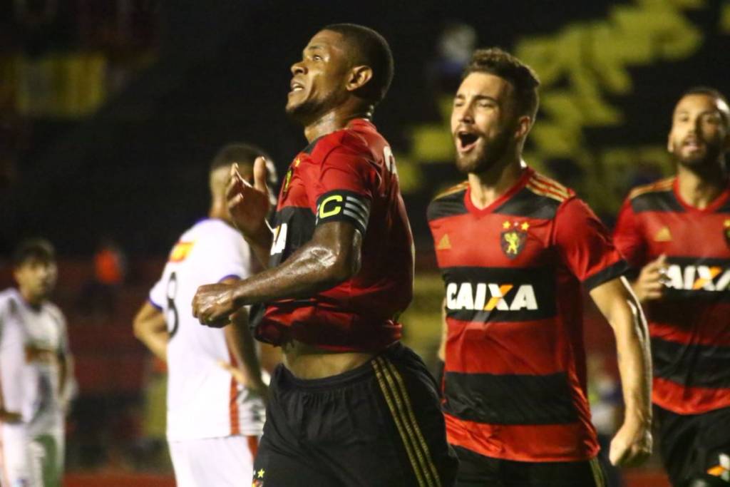 SPORT FAZ MELHOR PARTIDA DO ANO, GOLEIA O VITÓRIA-PE E ASSUME LIDERANÇA DO PERNAMBUCANO