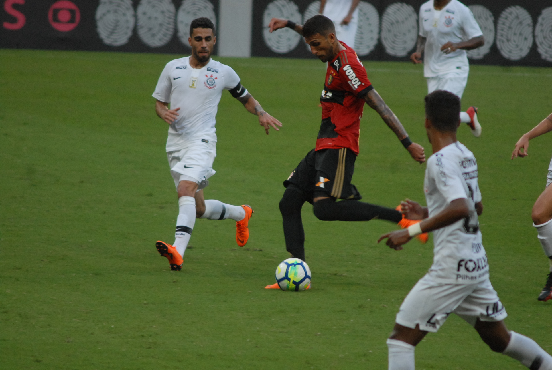 SPORT E CORINTHIANS FICAM NO EMPATE NA ARENA PERNAMBUCO