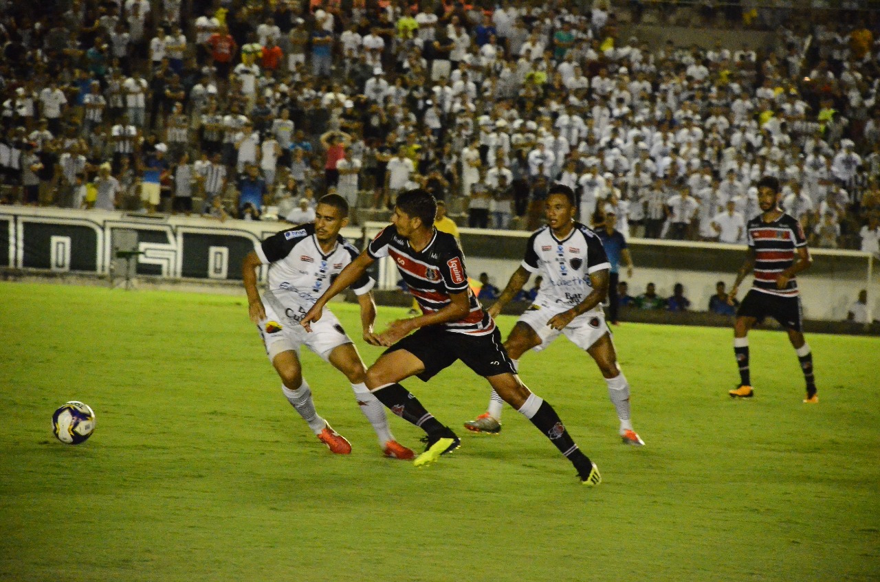 SANTA CRUZ EMPATA NA ESTREIA DA COPA DO NORDESTE EM JOÃO PESSOA DIANTE DO BOTAFOGO-PB