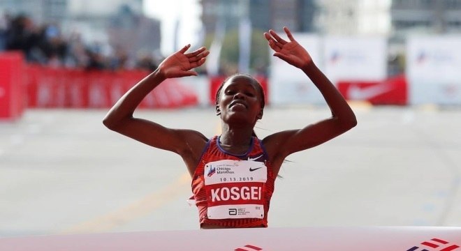 BRIGID KOSGEI DO QUÊNIA VENCE SÃO SILVESTRE E SEGUE FAZENDO HISTÓRIA
